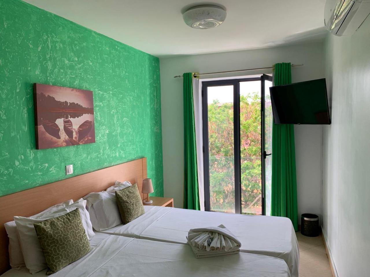 Deluxe Aparthotel Praia Exteriér fotografie
